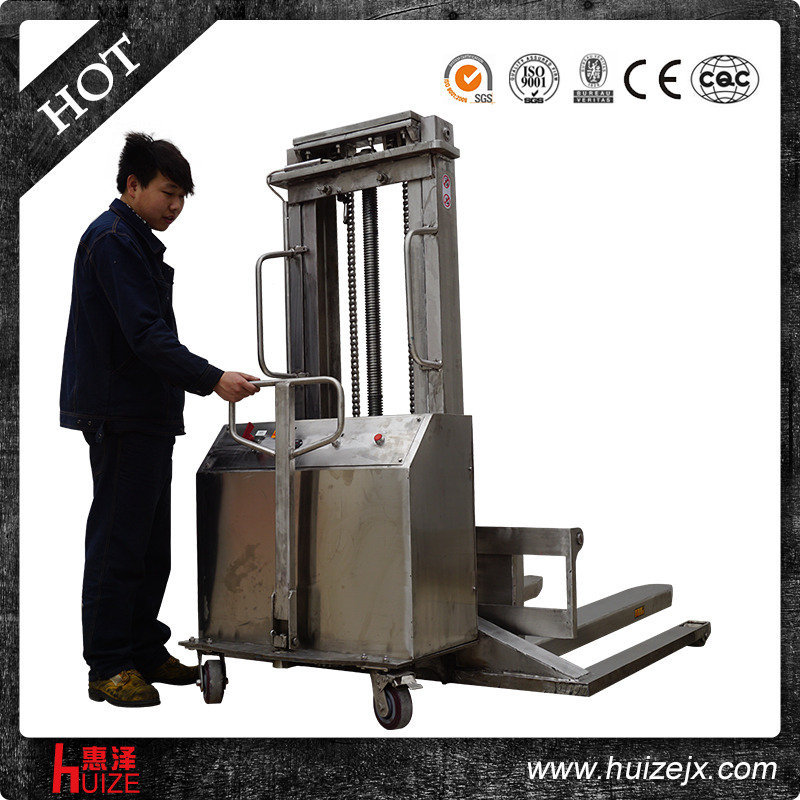 不銹鋼寬腿半電動(dòng)堆高車(chē) 不銹鋼寬腿半電動(dòng)堆高車(chē)